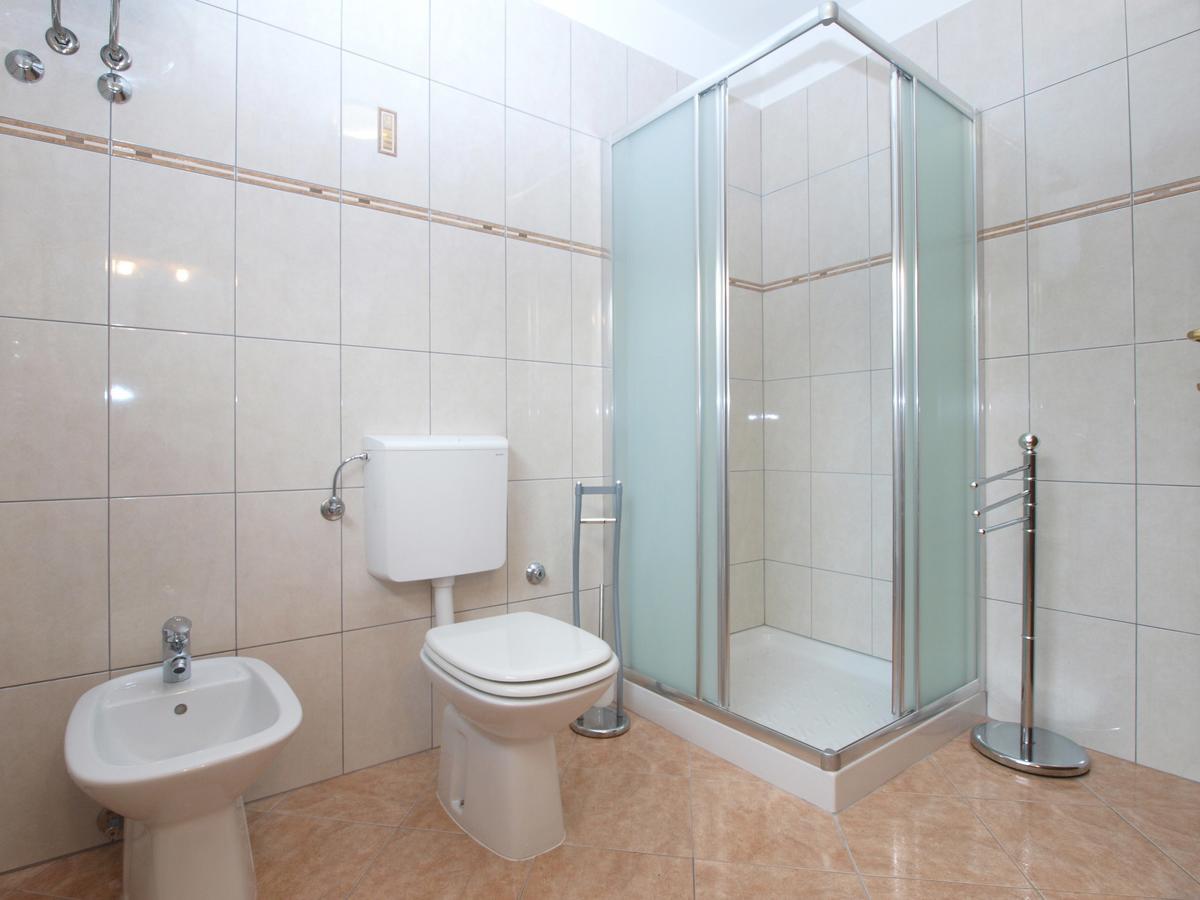Apartment Alma 1600 Pula Luaran gambar